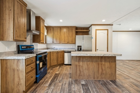 Country Home for Sale in Lewis County, Tennessee - image 17