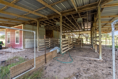 Well Built Country Home on 10 Acres- Bee County - image 21