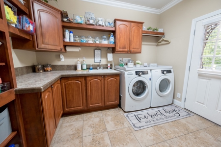 Home And Land For Sale In Live Oak  Florida !!! - image 2