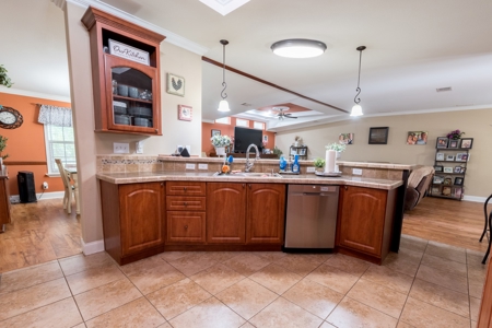 Home And Land For Sale In Live Oak  Florida !!! - image 15