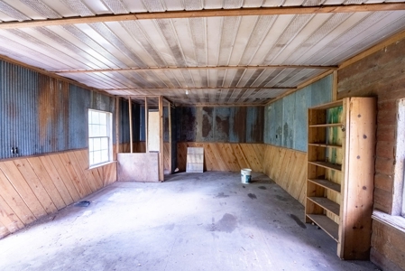Country Home and 5 +/- Acres in Doniphan Missouri - image 16
