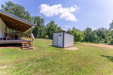 Country Home and 5 +/- Acres in Doniphan Missouri - image 4