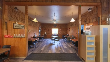 Helmer Store and Cafe - image 4