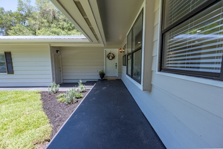 Home For Sale In North Central Florida - image 8