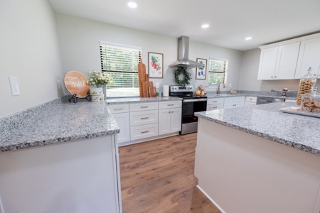 Home For Sale In North Central Florida - image 14