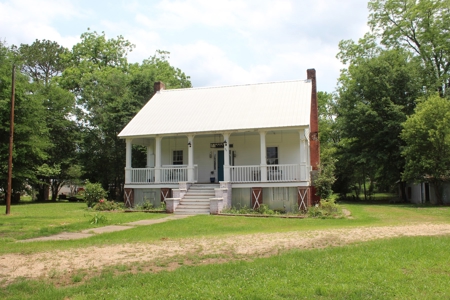 Historic Home For Sale Franklin County Roxie, Mississippi - image 1
