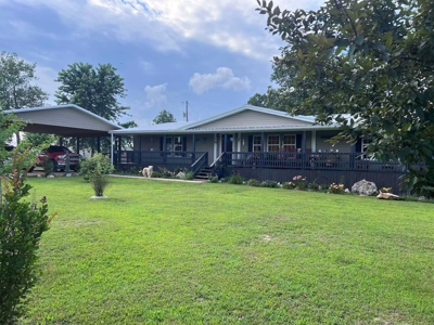 Multiple Home Property and Acreage Northern Arkansas - image 25