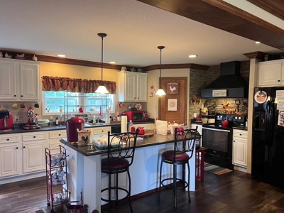 Multiple Home Property and Acreage Northern Arkansas - image 16