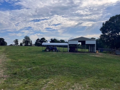 Multiple Home Property and Acreage Northern Arkansas - image 32