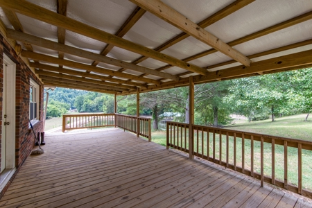 309 ac. Southern TN farm For Sale with 2 homes, Lakes, Shops - image 23