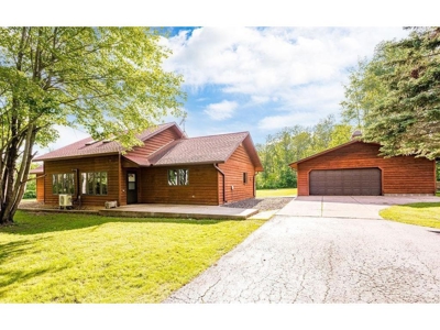 Single Level Home on 10 Acres For Sale in Moose Lake MN - image 1