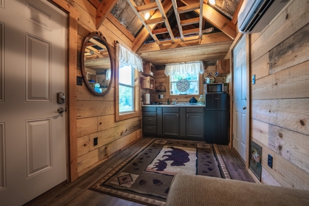Stunning Lakefront Log Home for Sale in NC - image 32
