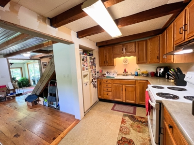 Rural Maine Home - image 13