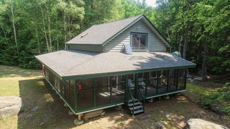 Serene Maine Lakefront Home - image 4