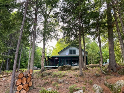 Serene Maine Lakefront Home - image 7