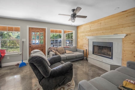 Brand New Construction Tiny Home 20 Acres Adams County - image 7