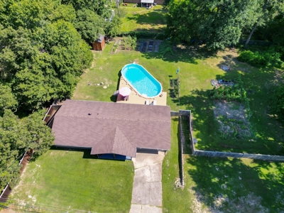 Country Home with Extra Lot North of Longview, TX - image 4
