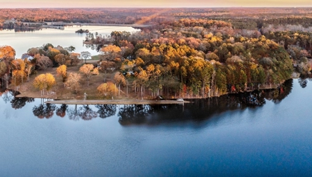 Lakefront property on Bear Creek Reservoir in Bogart, GA - image 2