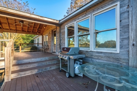 Lakefront property on Bear Creek Reservoir in Bogart, GA - image 27