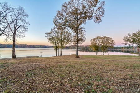 Lakefront property on Bear Creek Reservoir in Bogart, GA - image 30