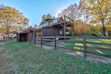 Lakefront property on Bear Creek Reservoir in Bogart, GA - image 39