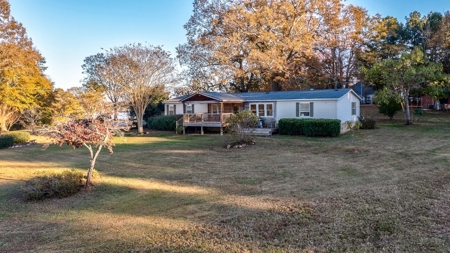 Lakefront property on Bear Creek Reservoir in Bogart, GA - image 9