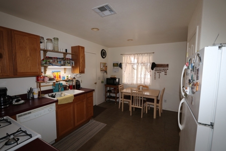 Single family home in desirable Sunsites area of Pearce AZ - image 11