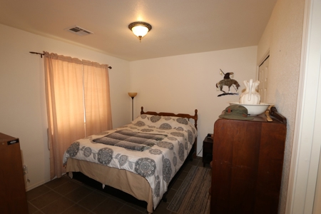 Single family home in desirable Sunsites area of Pearce AZ - image 14