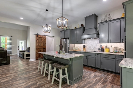 Luxury home out in the country - image 11