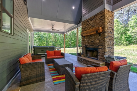 Luxury home out in the country - image 44