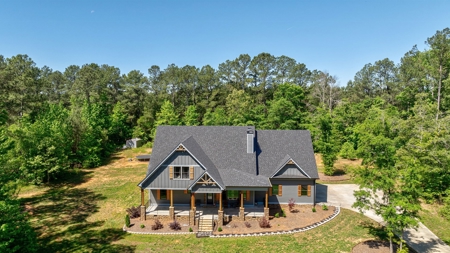 Luxury home out in the country - image 49