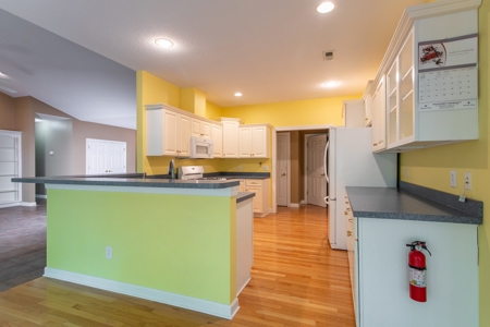 Albemarle Plantation Home For Sale - image 16