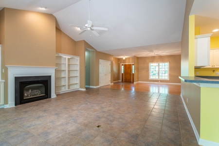 Albemarle Plantation Home For Sale - image 21
