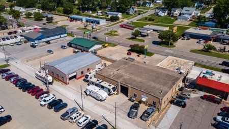 Turnkey Opportunity Established Family Business in Denison - image 2