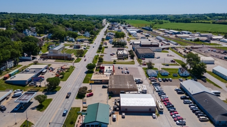 Turnkey Opportunity Established Family Business in Denison - image 7