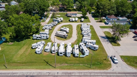 Turnkey Opportunity Established Family Business in Denison - image 10