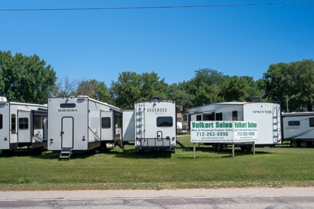 Turnkey Opportunity Established Family Business in Denison - image 40