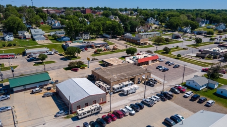 Turnkey Opportunity Established Family Business in Denison - image 4