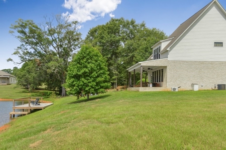 Lake House Near Golf Course in Fernwood Country Club - image 10