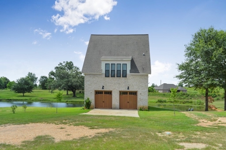 Lake House Near Golf Course in Fernwood Country Club - image 3