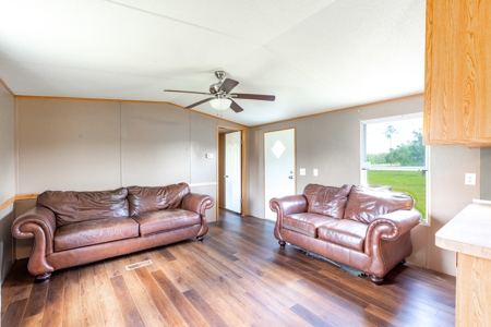 Home For Sale In Suwannee County !!! - image 43