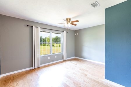 Home For Sale In Suwannee County !!! - image 4