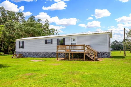 Home For Sale In Suwannee County !!! - image 37
