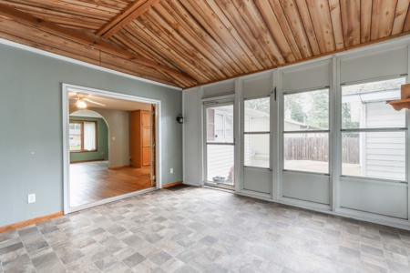 Home in the City of Waupaca For Auction - image 18