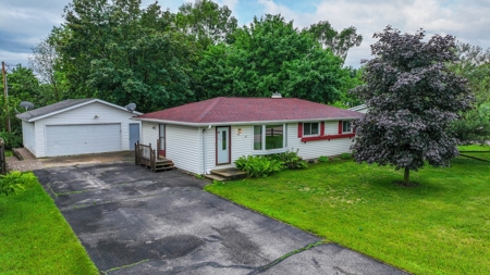 Home in the City of Waupaca For Auction - image 39