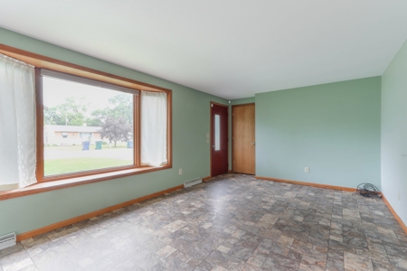 Home in the City of Waupaca For Auction - image 35