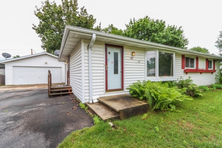 Home in the City of Waupaca For Auction - image 26