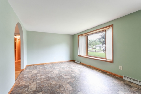 Home in the City of Waupaca For Auction - image 36