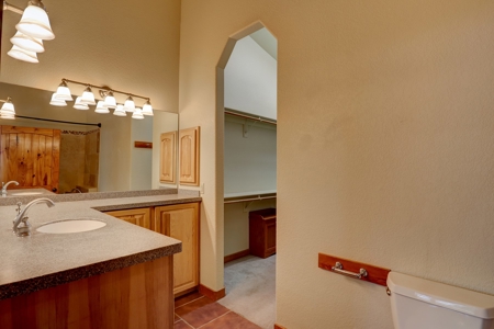 Stunning Country Home For Sale in Dolores, CO - image 30