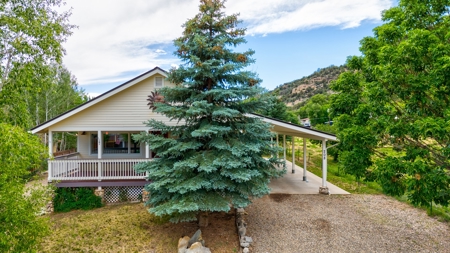 Stunning Country Home For Sale in Dolores, CO - image 2